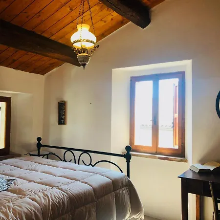 La Gazza Ladra House * Pieve di Carpegna
